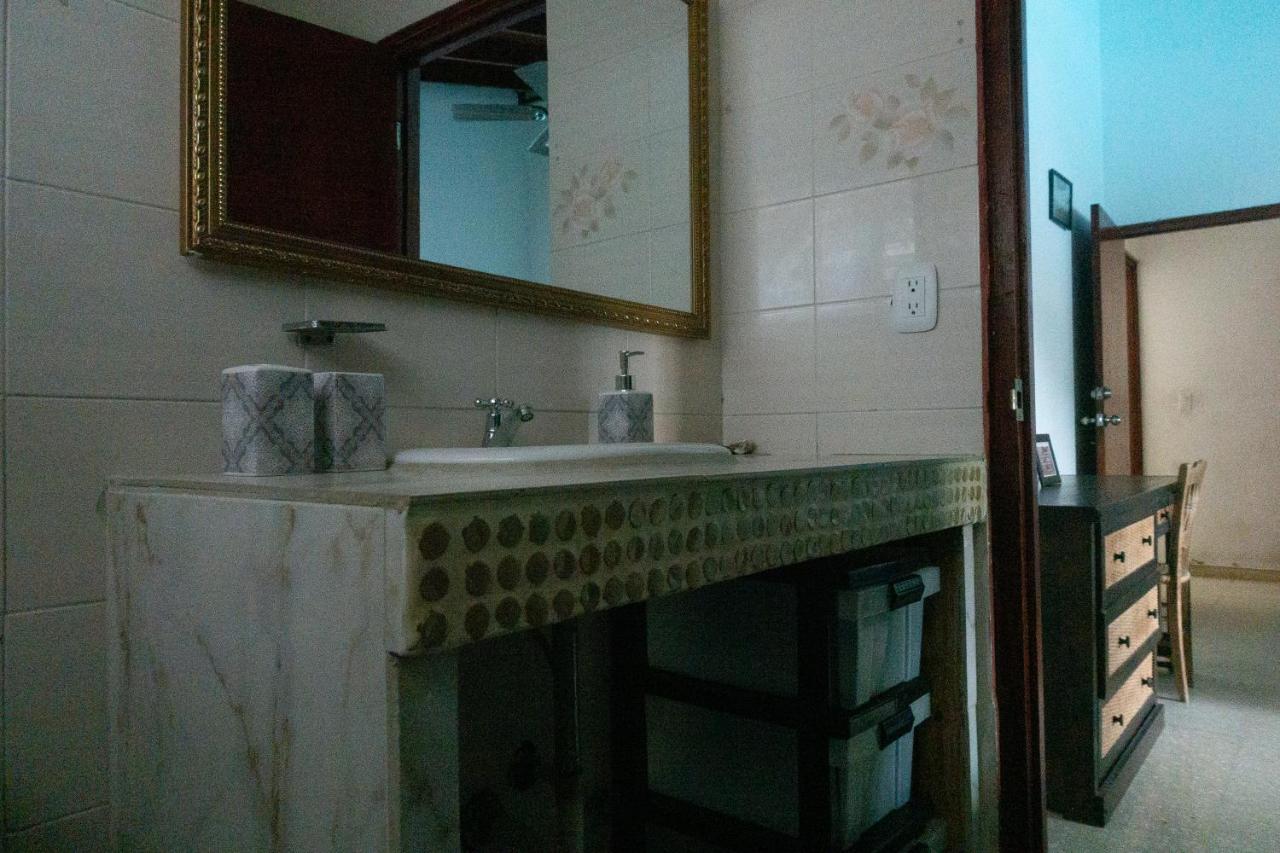 The Corner Hostel ปลายาบลังกา ภายนอก รูปภาพ