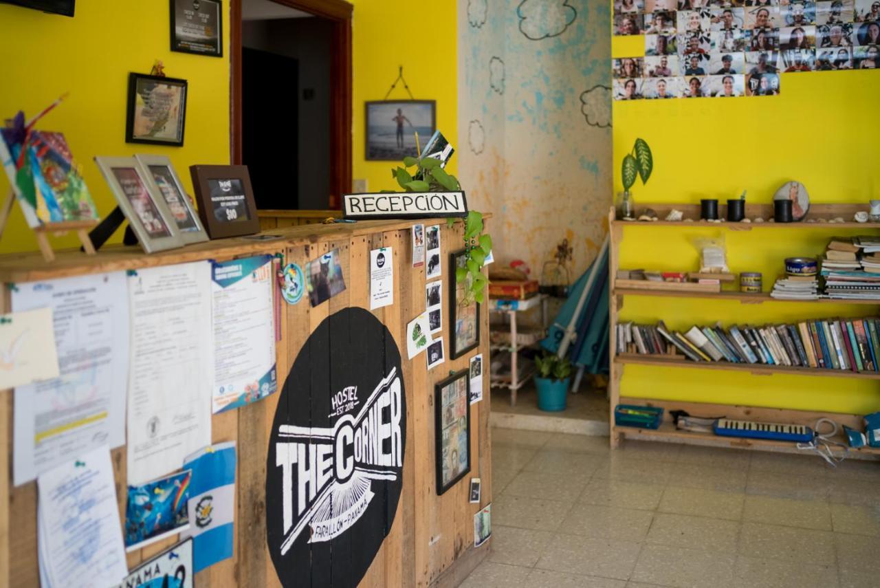 The Corner Hostel ปลายาบลังกา ภายนอก รูปภาพ