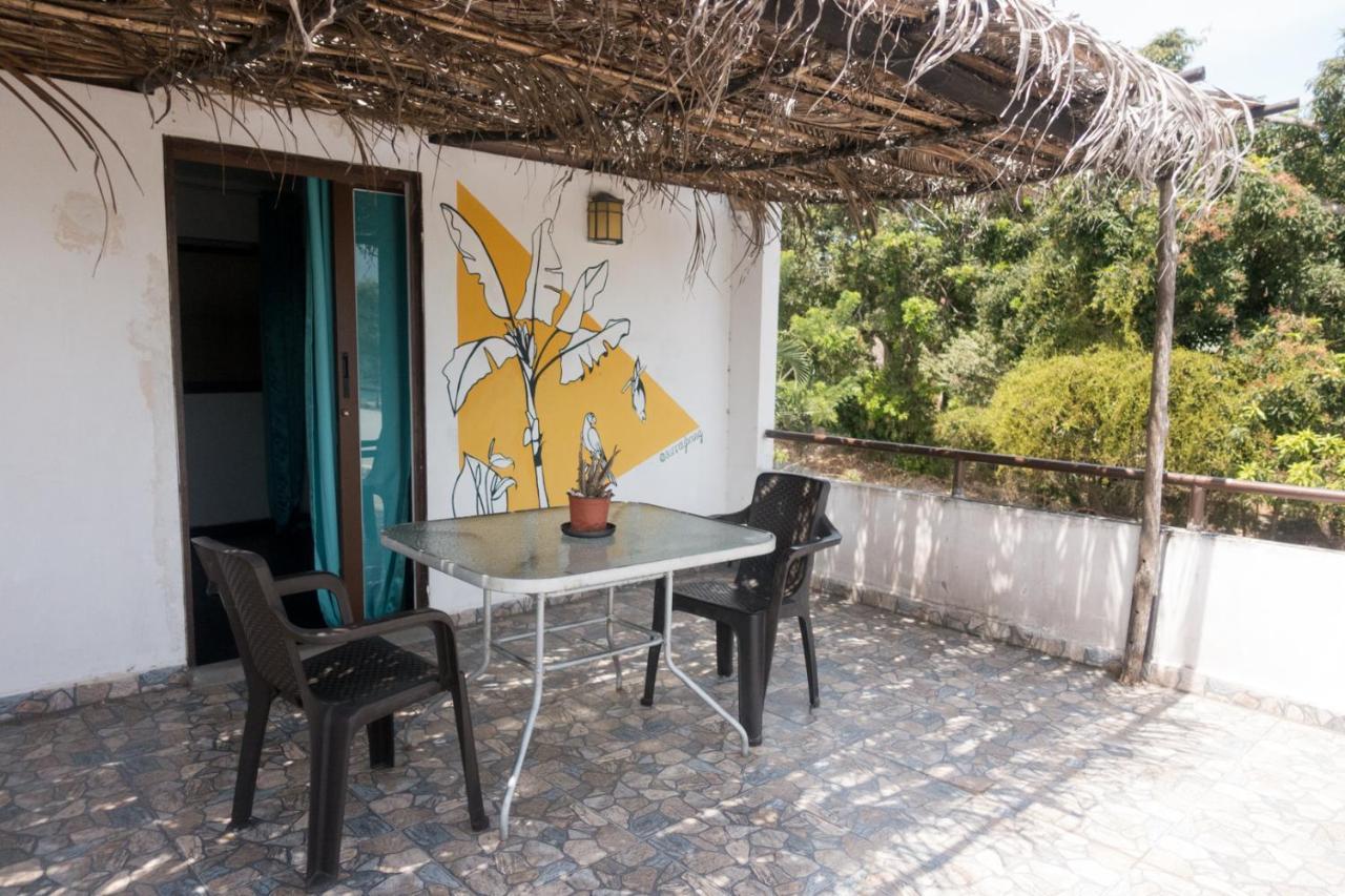 The Corner Hostel ปลายาบลังกา ภายนอก รูปภาพ