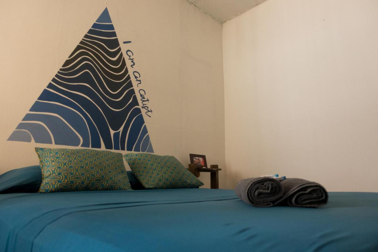 The Corner Hostel ปลายาบลังกา ภายนอก รูปภาพ