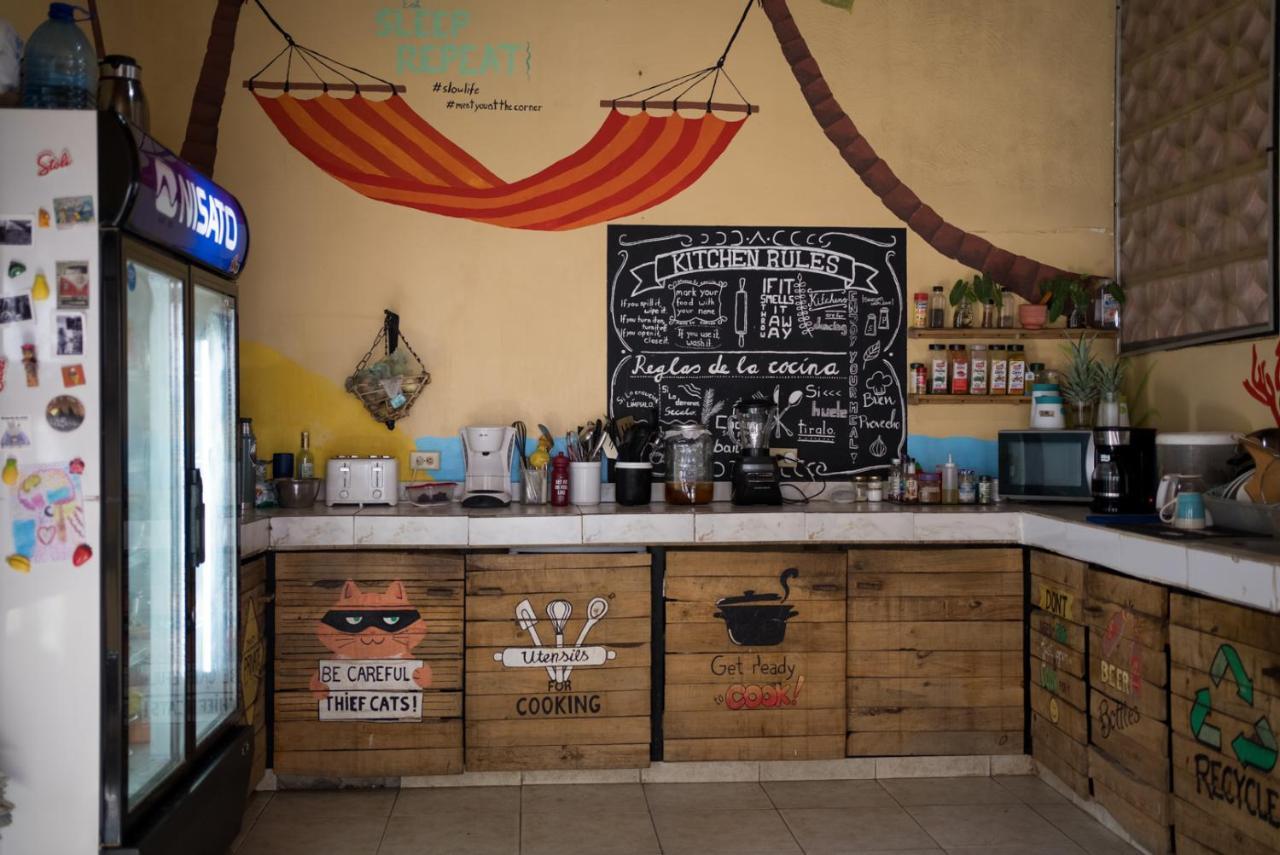 The Corner Hostel ปลายาบลังกา ภายนอก รูปภาพ