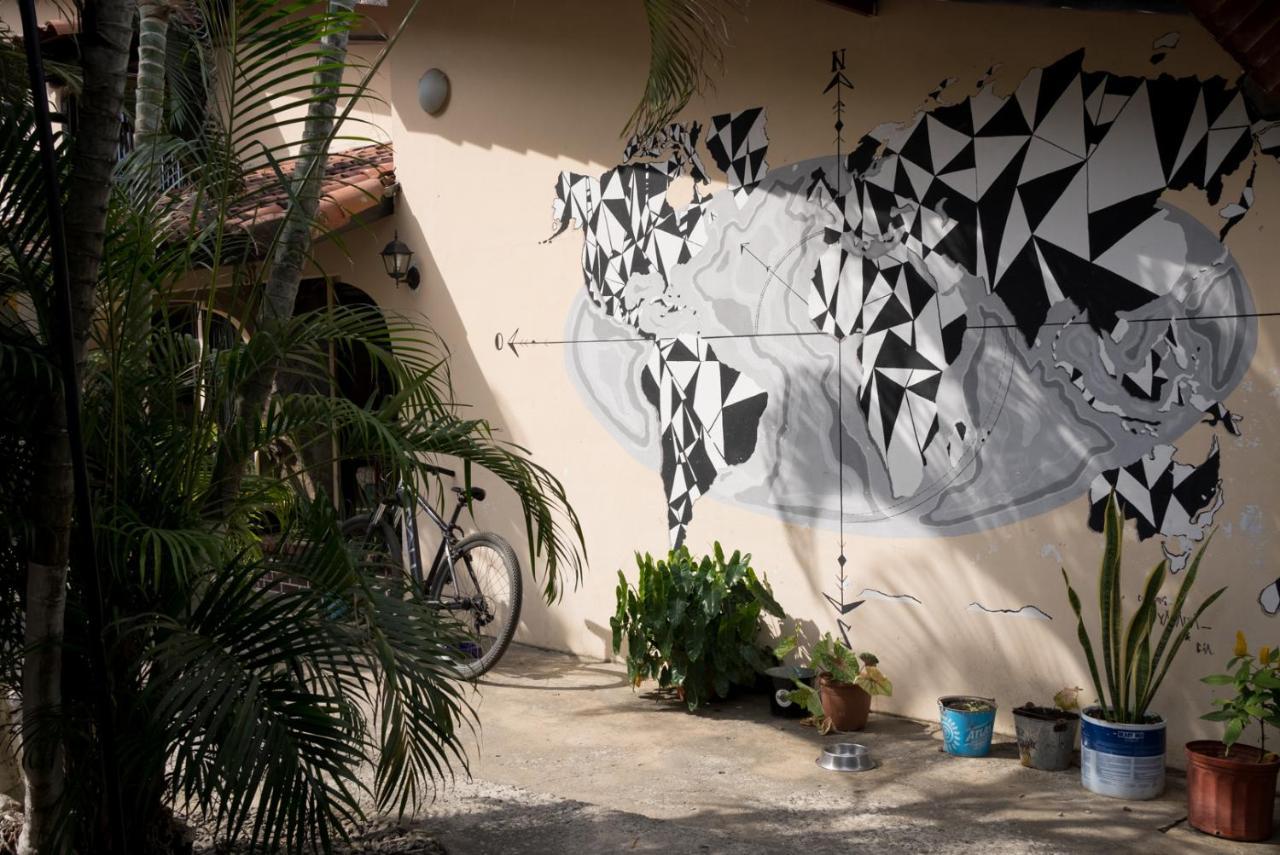 The Corner Hostel ปลายาบลังกา ภายนอก รูปภาพ