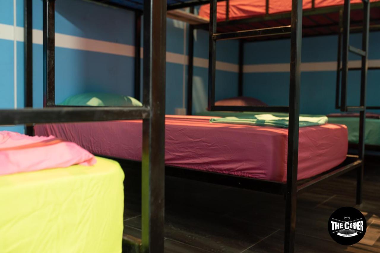 The Corner Hostel ปลายาบลังกา ภายนอก รูปภาพ