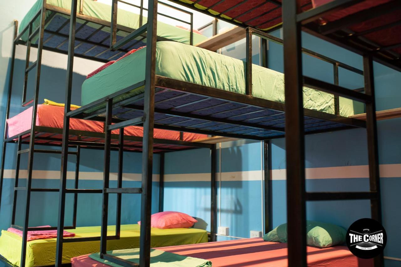 The Corner Hostel ปลายาบลังกา ภายนอก รูปภาพ